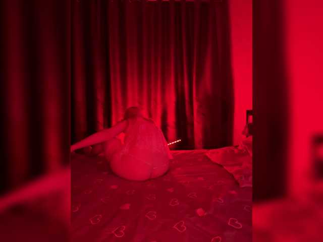 OlyMuse live cam on BongaCams
