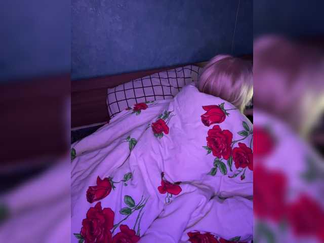 OlyMuse, live now on BongaCams