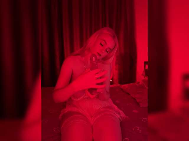 OlyMuse live cam on BongaCams