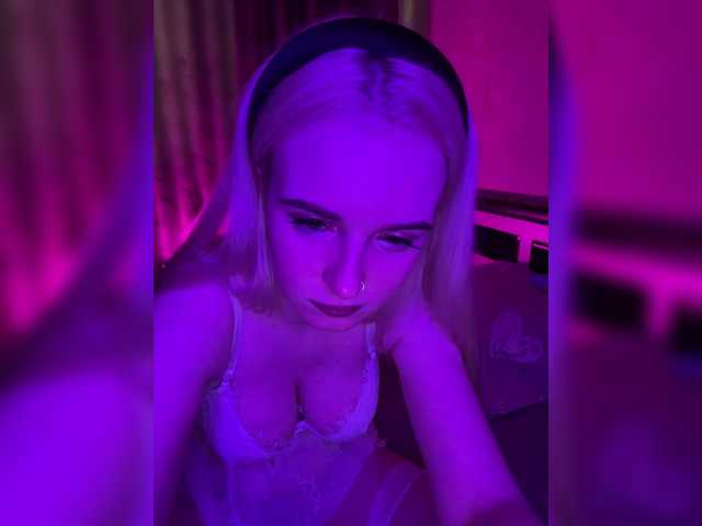 в попе у OlyMuse