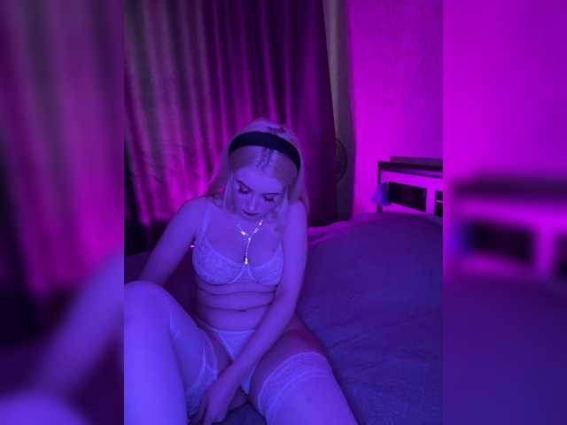 OlyMuse live cam on BongaCams