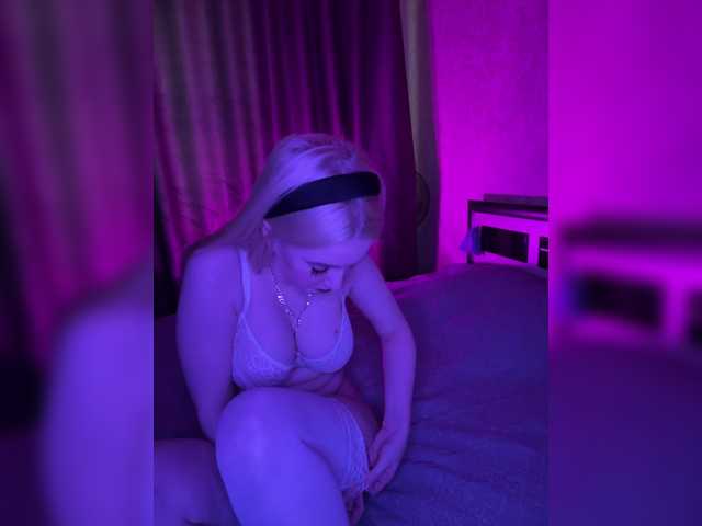 OlyMuse live cam on BongaCams