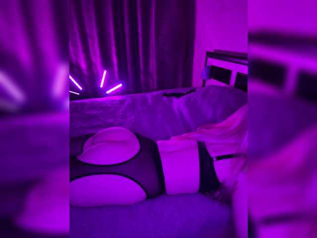OlyMuse live cam on BongaCams