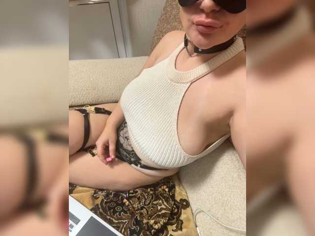 XLunaFisherX live cam on BongaCams