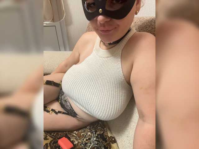XLunaFisherX live cam on BongaCams