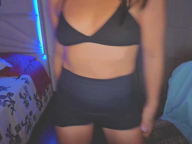 PatiSmith live cam on BongaCams