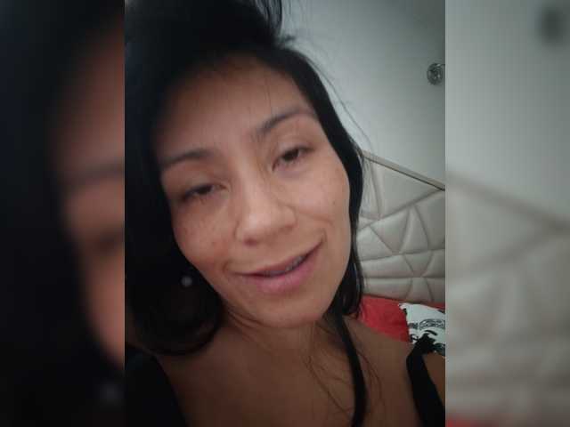 PatiSmith live cam on BongaCams