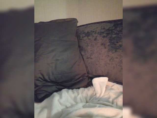 NotYourMuse1 live cam preview