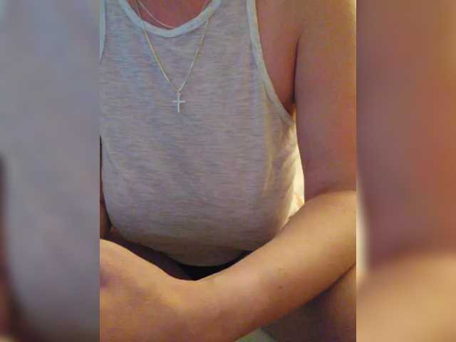 NotYourMuse1 live webcam show