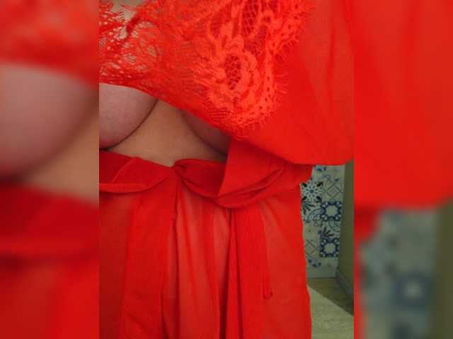 NotYourMuse1 live cam on BongaCams