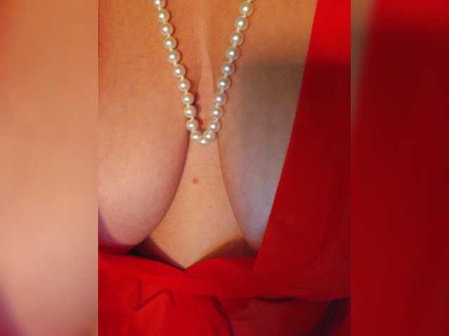 NotYourMuse1 live cam on BongaCams