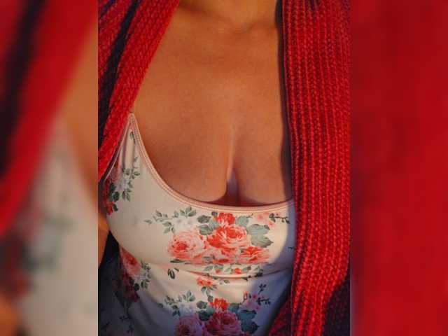 NotYourMuse1 live cam on BongaCams