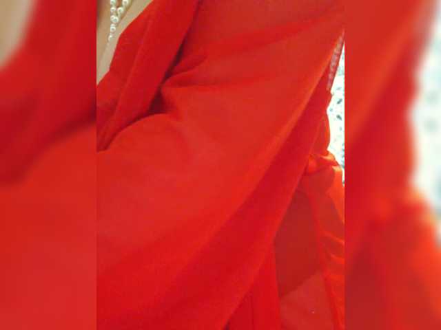 NotYourMuse1 live cam on BongaCams