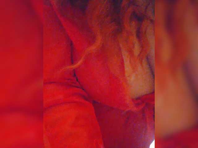 NotYourMuse1 live cam on BongaCams