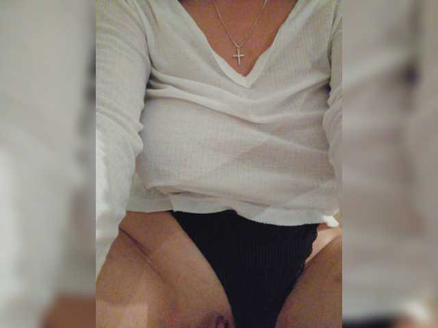 NotYourMuse1 live cam on BongaCams
