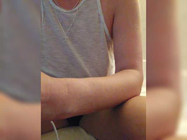 NotYourMuse1 live webcam show