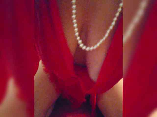 NotYourMuse1 webcam