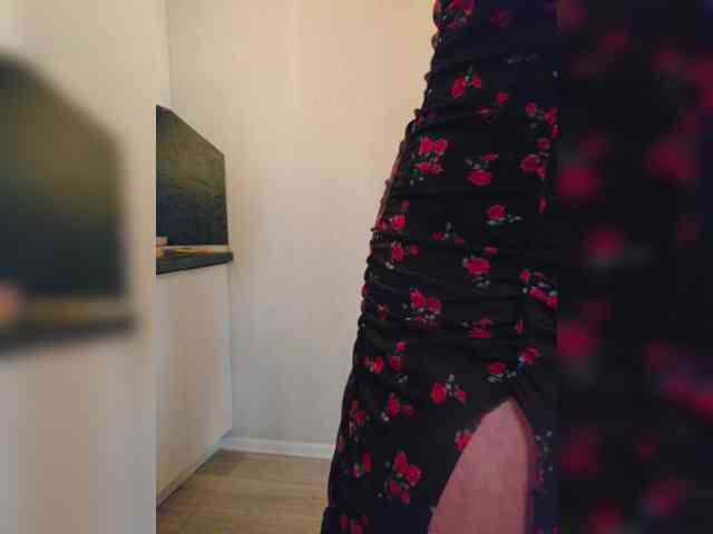 NotYourMuse1 webcam