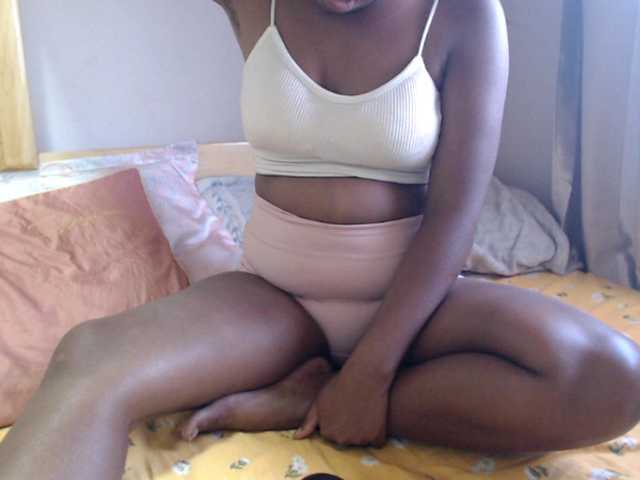 annahdreamns77 live cam on BongaCams