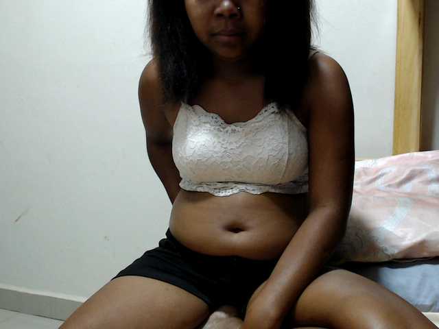 annahdreamns77 live cam on BongaCams