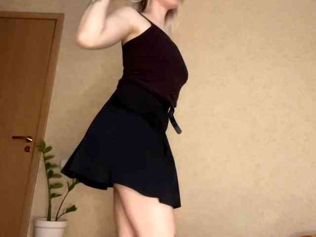 NorikoFalis webcam