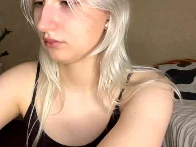 NorikoFalis webcam