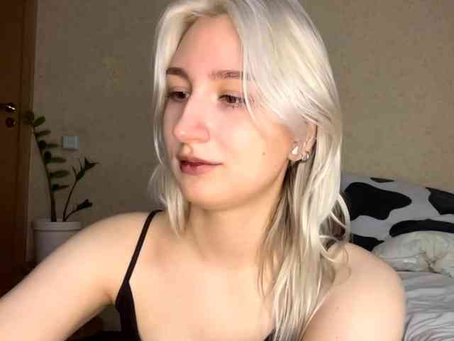 NorikoFalis webcam