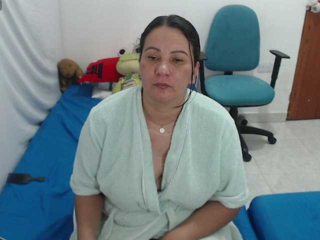 Laurafox, en directo ahora en BongaCams