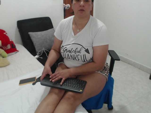 Laurafox live cam preview