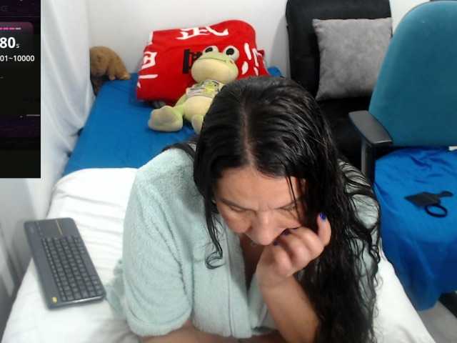 Laurafox live cam