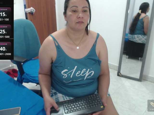 Laurafox live cam preview