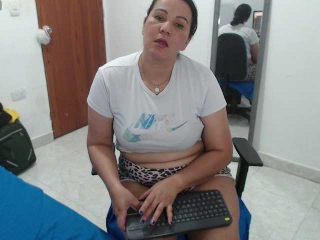 Laurafox live cam preview