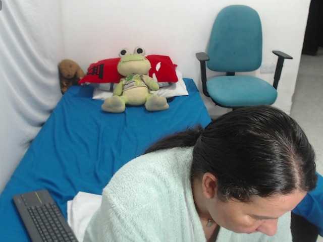 Laurafox, en directo ahora en BongaCams