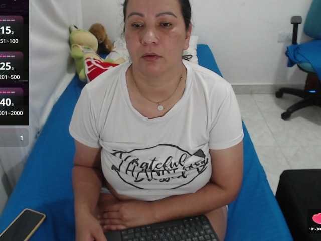 Laurafox live cam preview