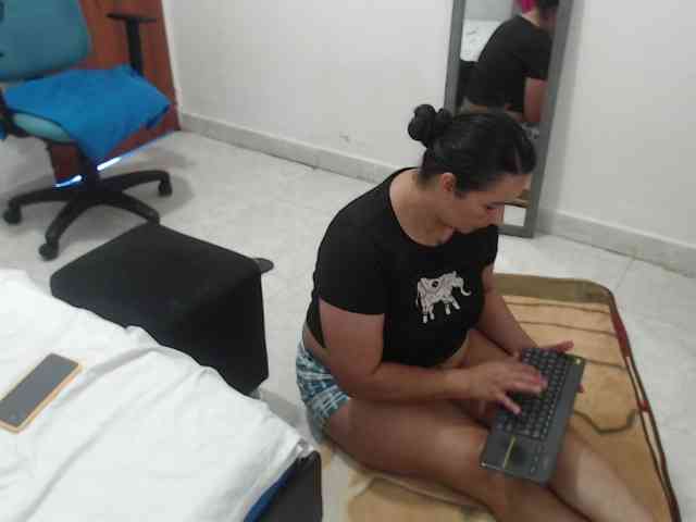 Laurafox webcam