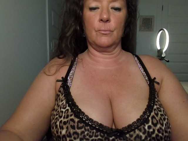 VestaVetiver live cam on BongaCams