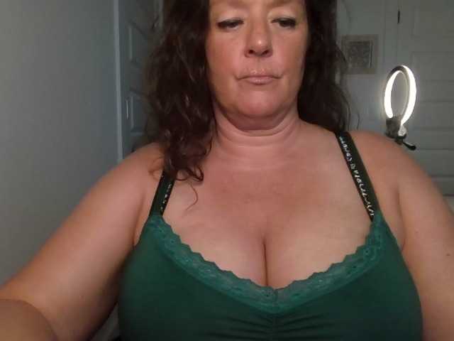 VestaVetiver live cam on BongaCams