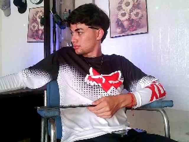 ALESSANDROX1204 ALESSANDROX1204