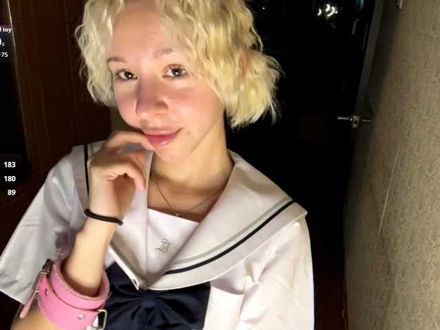 AlishiaThorstad live cam on BongaCams