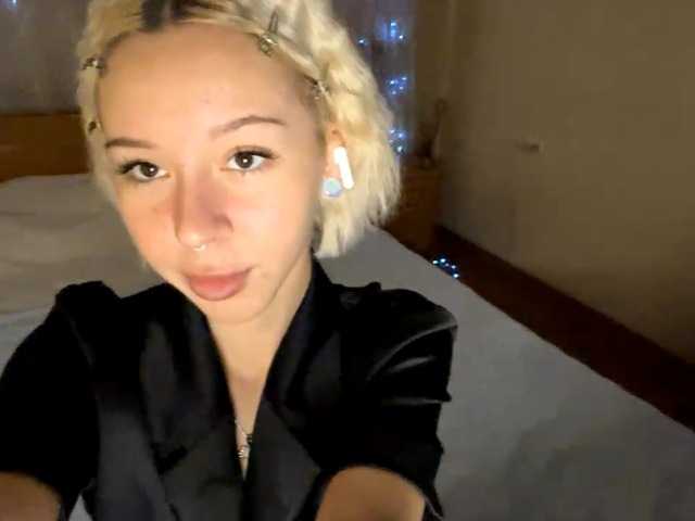 AlishiaThorstad live cam on BongaCams