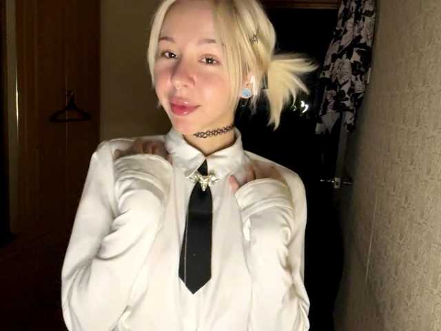 AlishiaThorstad live cam on BongaCams