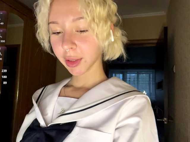 AlishiaThorstad live cam on BongaCams