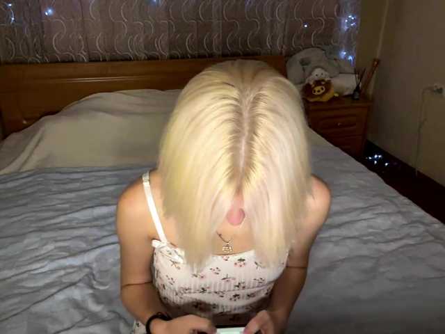 AlishiaThorstad live cam on BongaCams