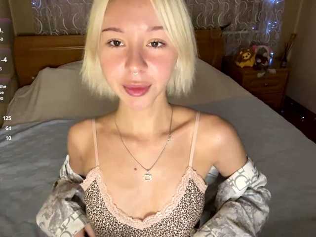 AlishiaThorstad live cam on BongaCams