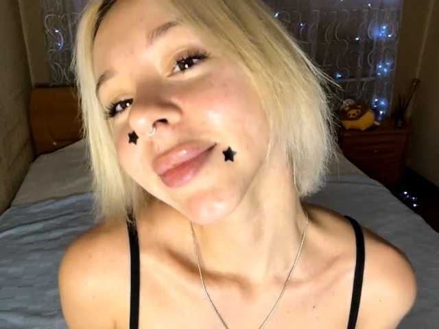 AlishiaThorstad live cam on BongaCams
