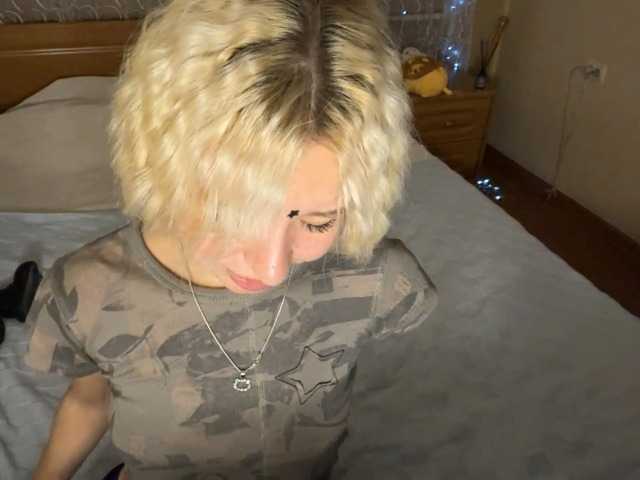 AlishiaThorstad live cam preview