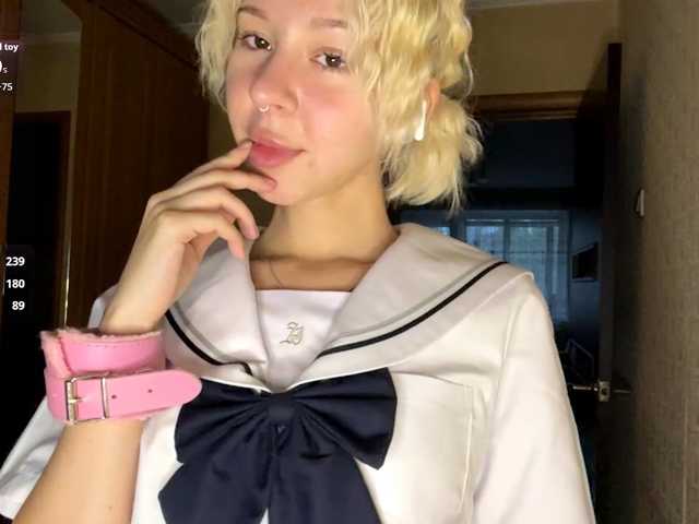 AlishiaThorstad live cam on BongaCams