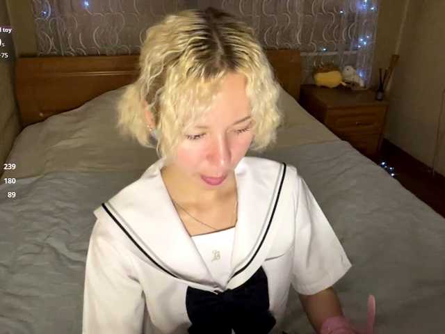 AlishiaThorstad live cam on BongaCams