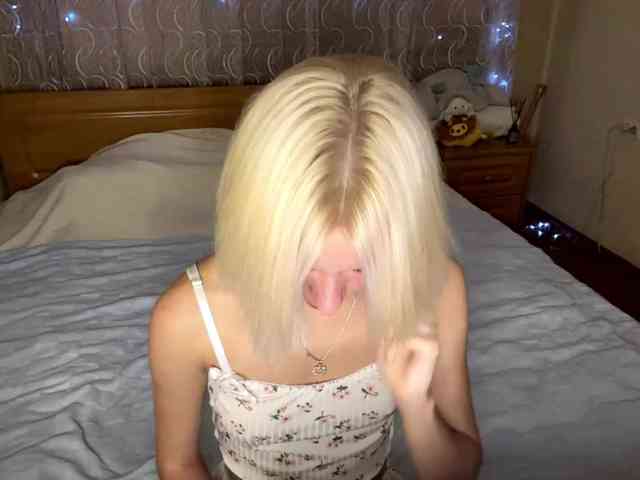 AlishiaThorstad webcam