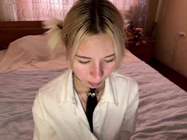 Modelo: AlishiaThorstad